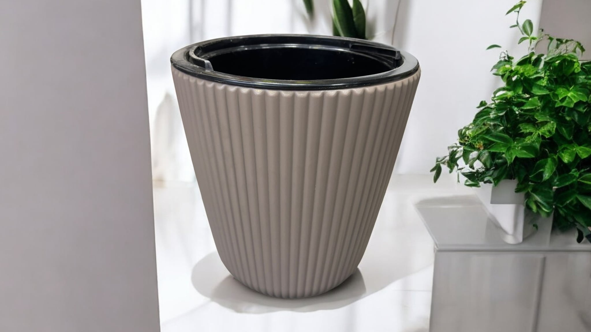 Saksija Đina Ø30 cm sa uloškom - Image 3