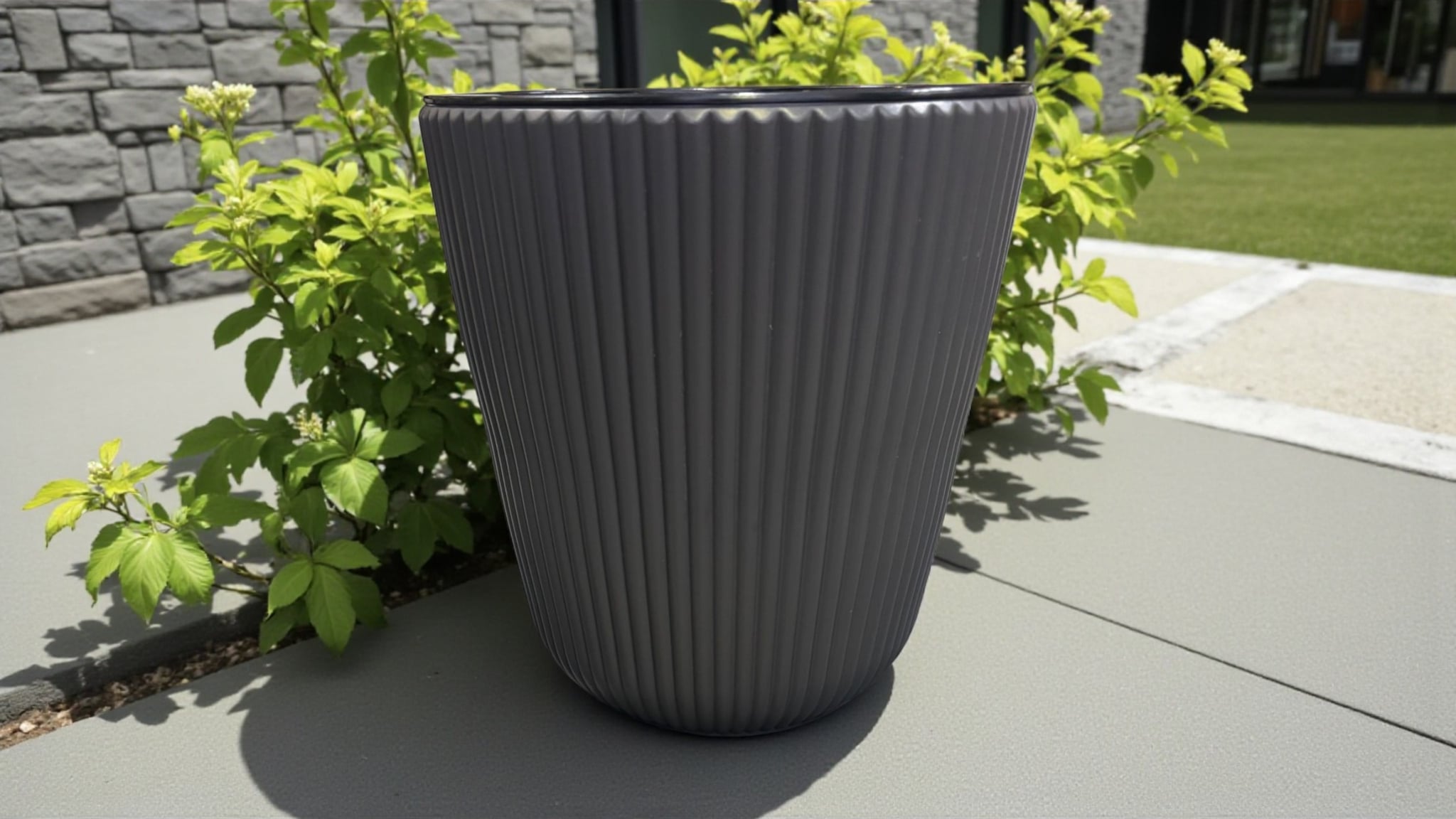 Saksija Đina Ø35 cm sa uloškom - Image 2
