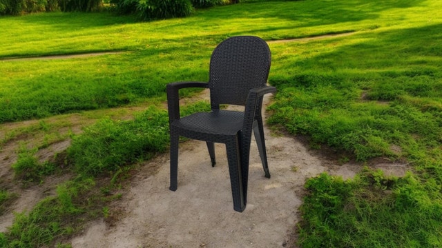 Plastična stolica Avala