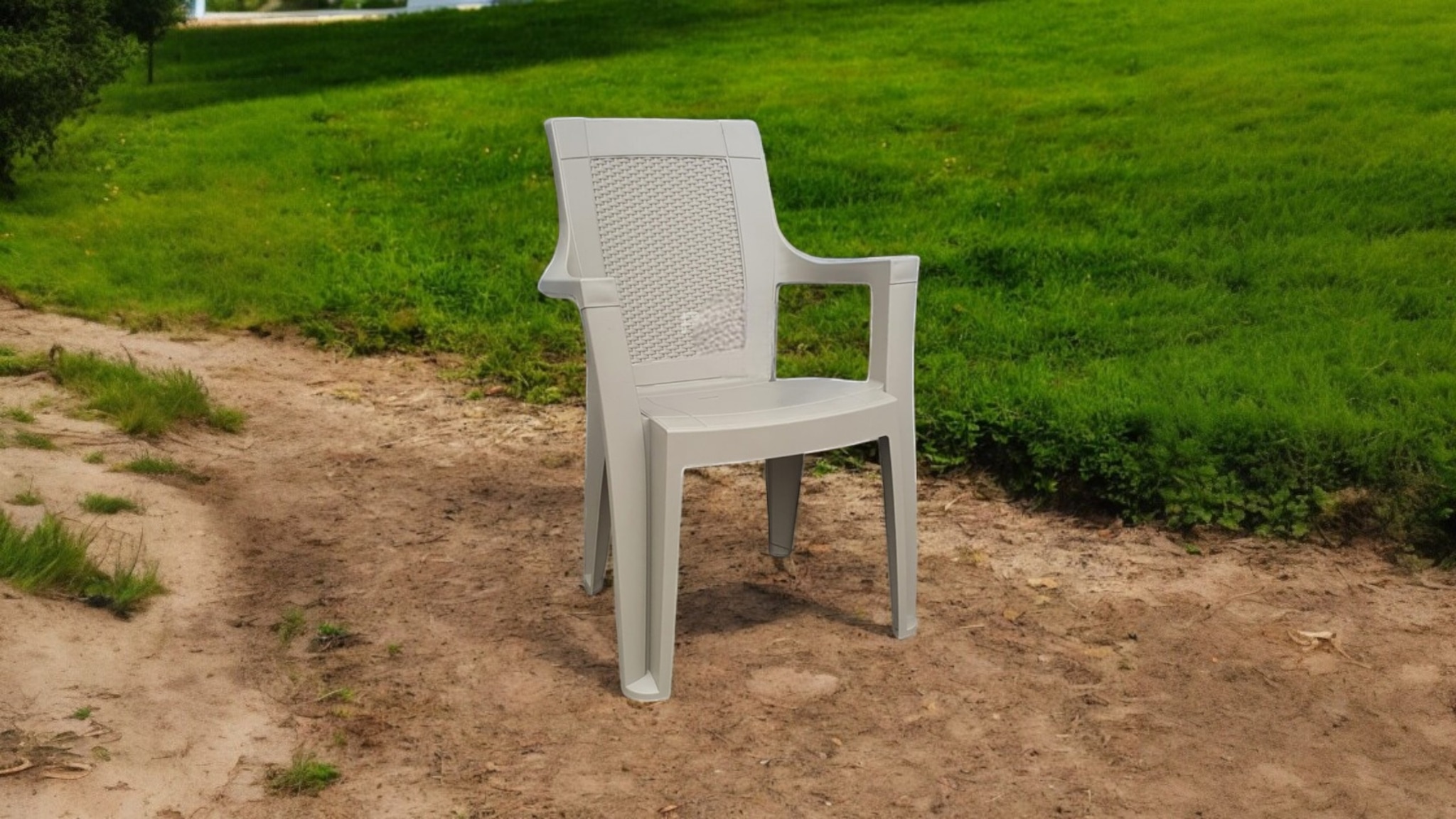 Stolica Ema ratan